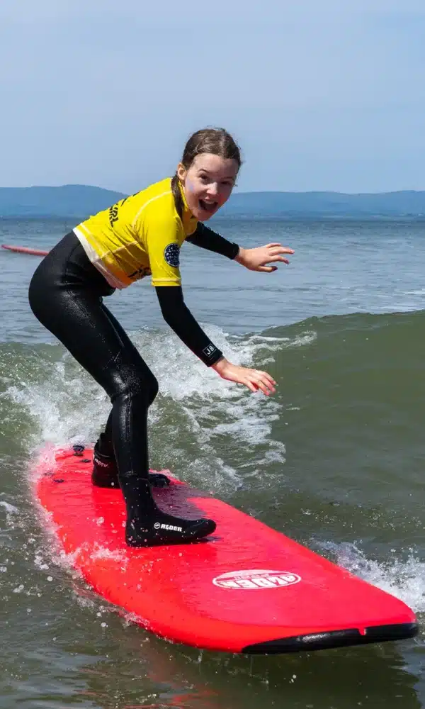 girl surfing 2
